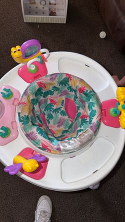 Baby bouncer table