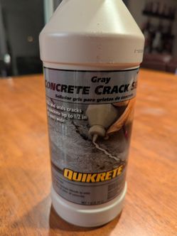 NEW bottle of Quikrete Concrete Crack Seal - 1 quart