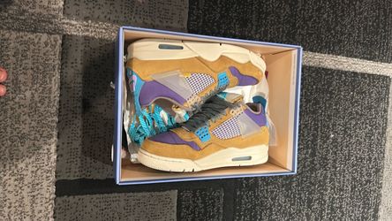 Jordan 4 Union Moss