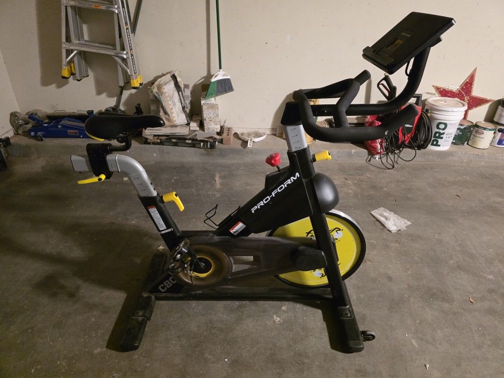Exercise bike ( ProForm Tour De France )