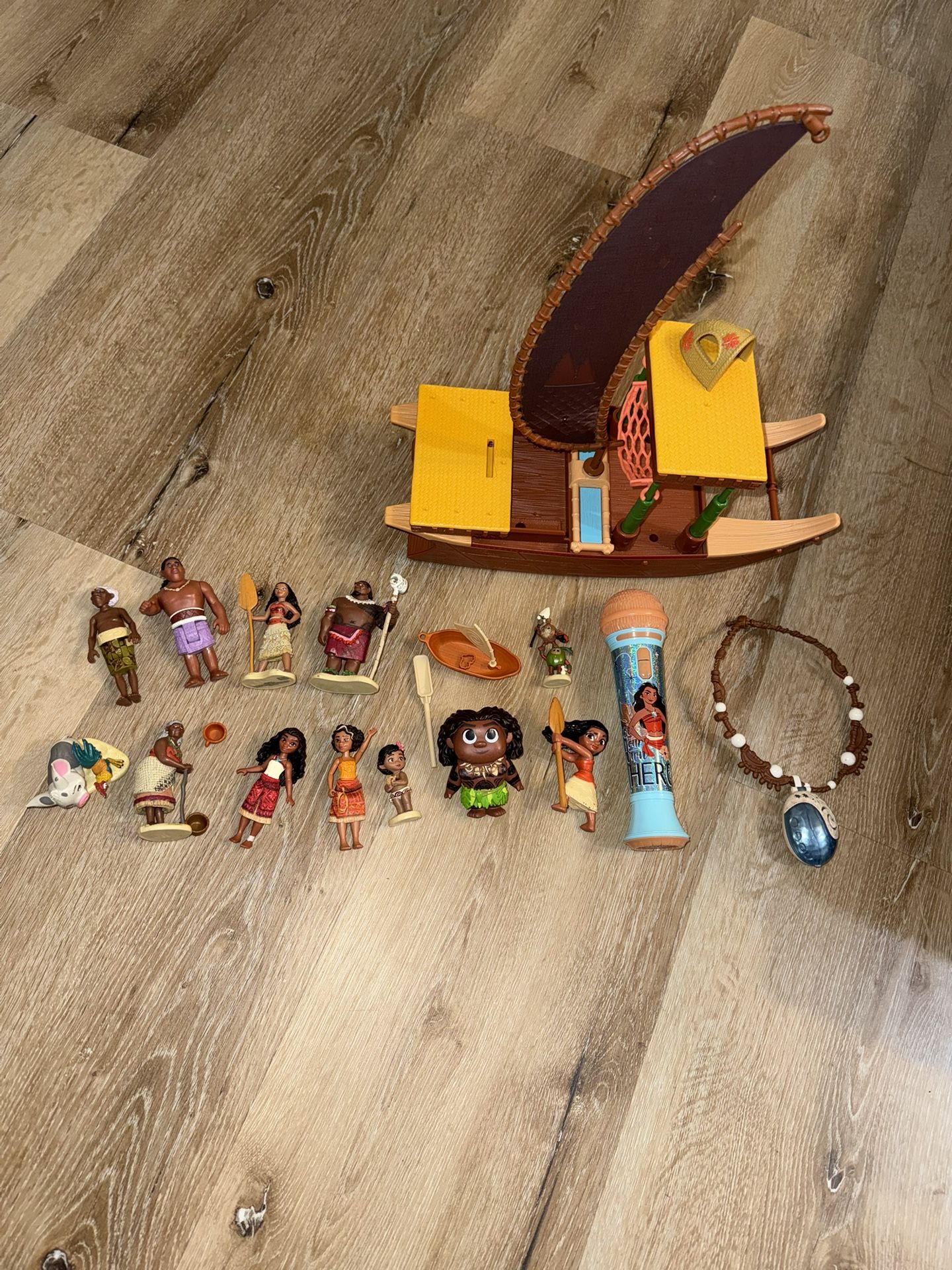Set of Moana Toys (Microphone, Shell Necklace, Boat and Figures)