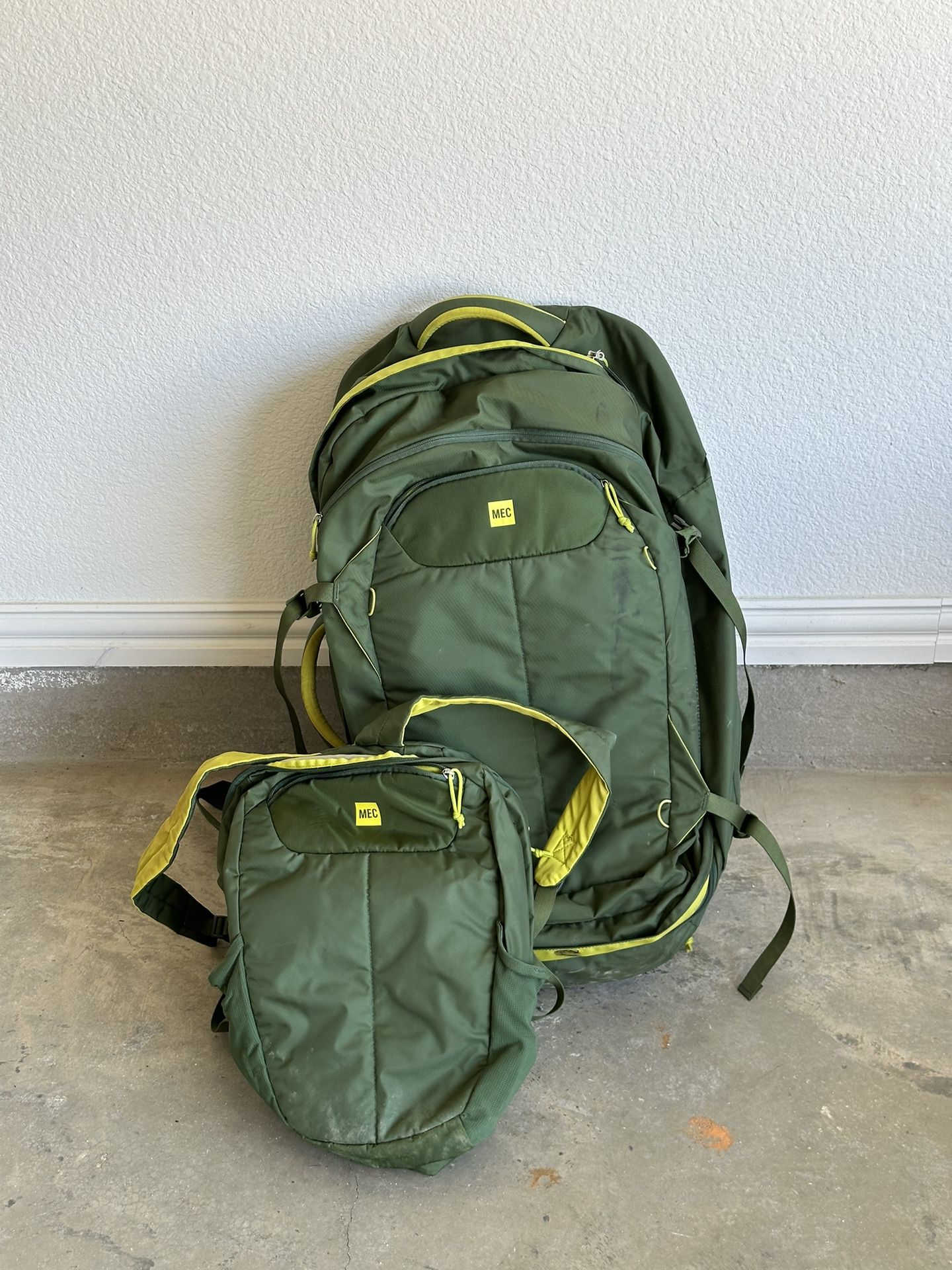 Mountain Equipment Co-op (MEC) Backpacking Travel Bag Set