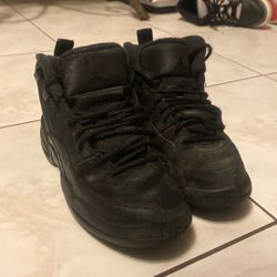 Jordan 12 retro winter black