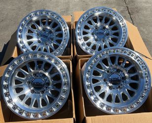 Brand new 18 inch Kmc 552 rims 6x139.7