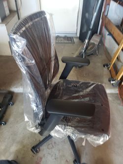 New Task Chair W/arms Adj/ht Cstrs