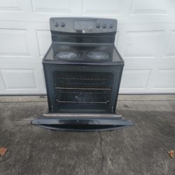Black Kenmore Electric Stove