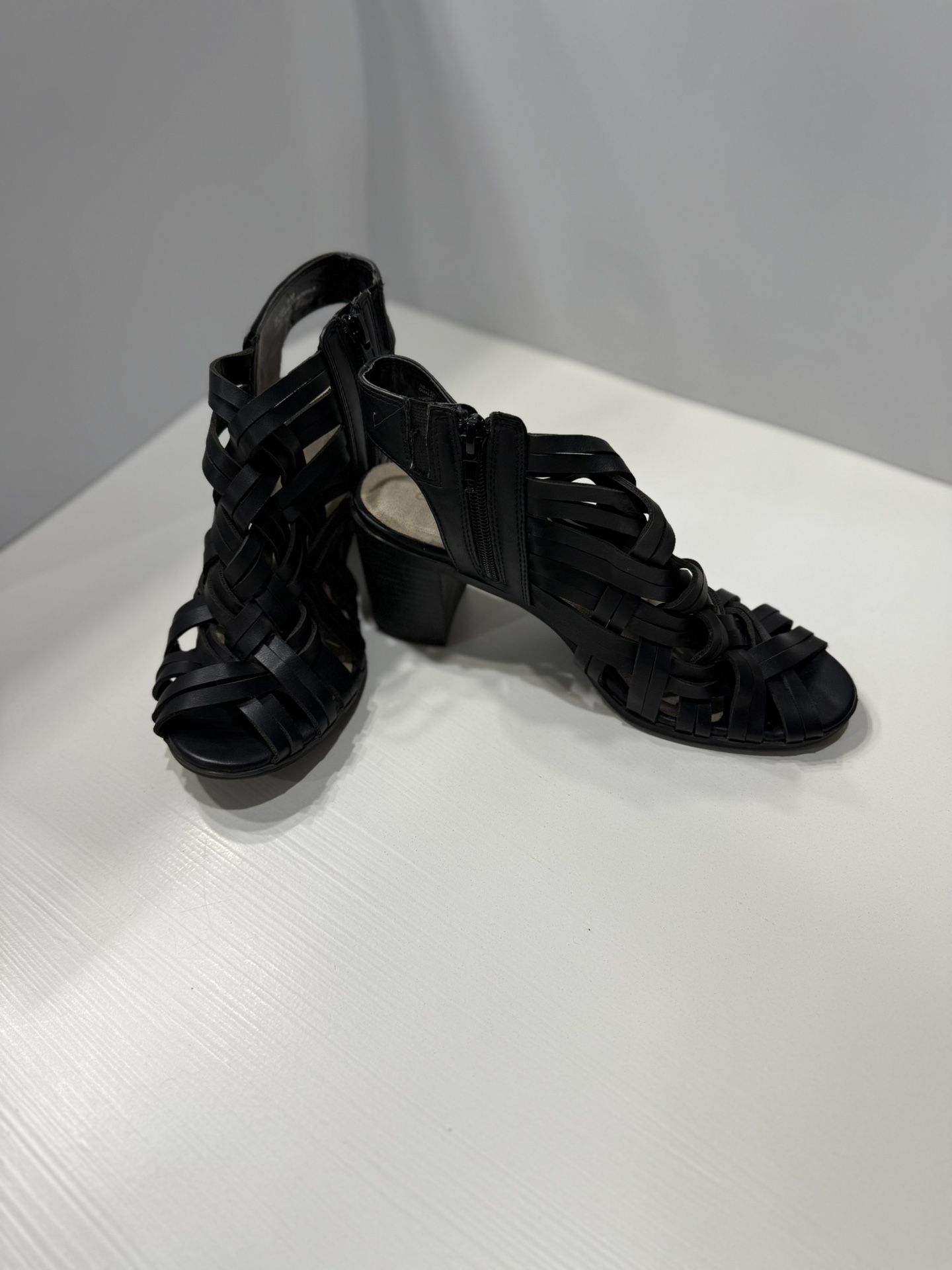 Black Open Toe Sandals With Braided Straps