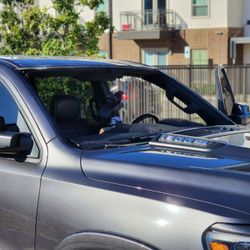 Windshield Replacement 