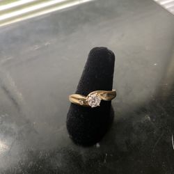 14k Diamond Ring 