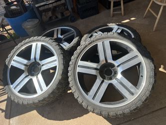 Texas Style Chevy Rims And Tires 24s
