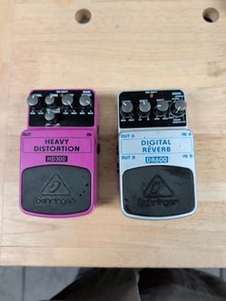 Used guitar pedals