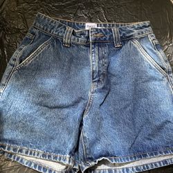 PRINCESS POLY ❣️ LEVI ❣️PACSUN