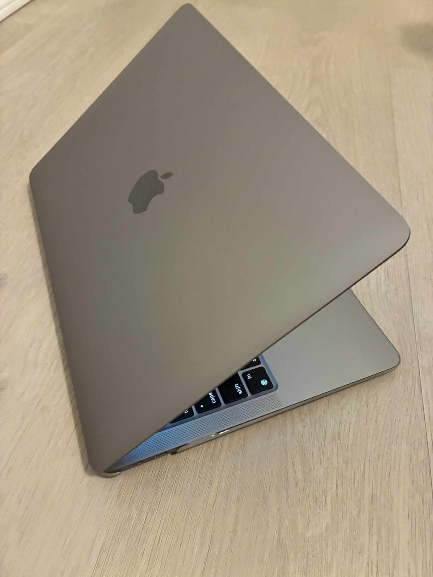 Macbook Air M1 (late 2020)