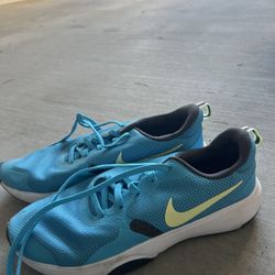 Nike Shoes Women Size 6.5