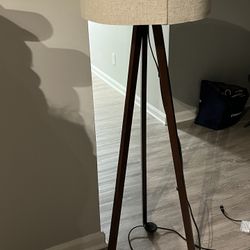Standing Lamp(Walnut Color)