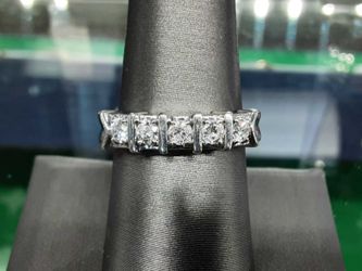 Women's Ring - Anniversary - White Gold 14k (.585) 5.1 grams Size 8.5