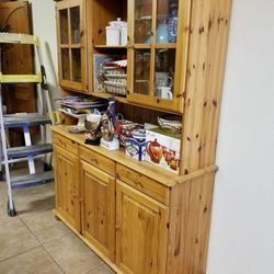Pine hutch