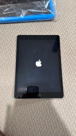 iPad 6th generation 32 gb WiFi only