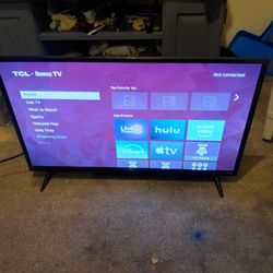 2roku 32in  Smart Tvs