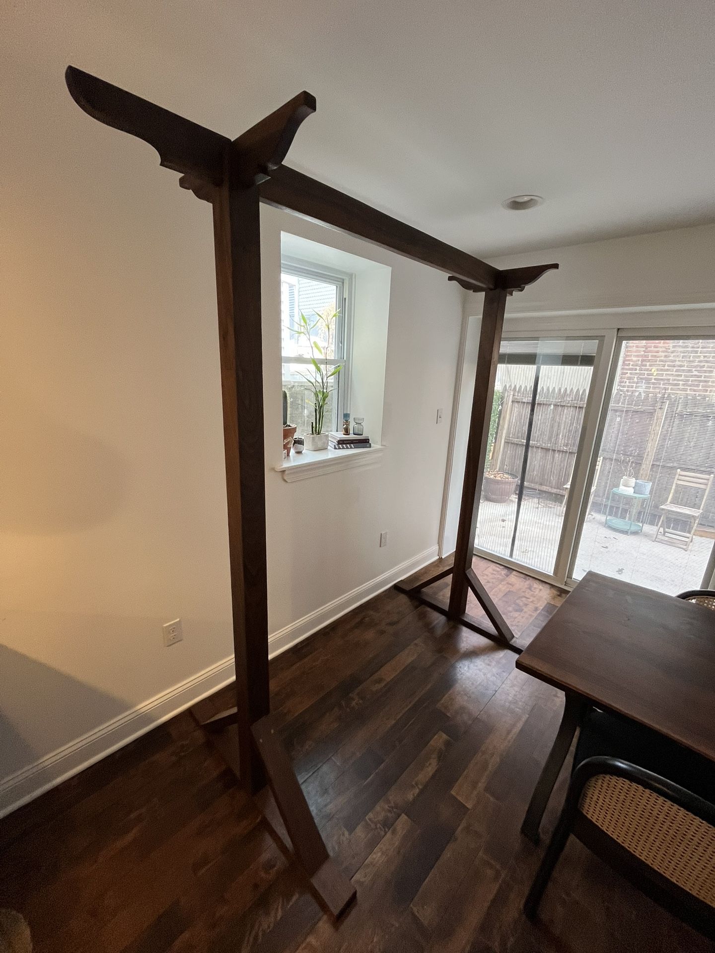 Walnut Arbor - Comes Apart For Easy Storage