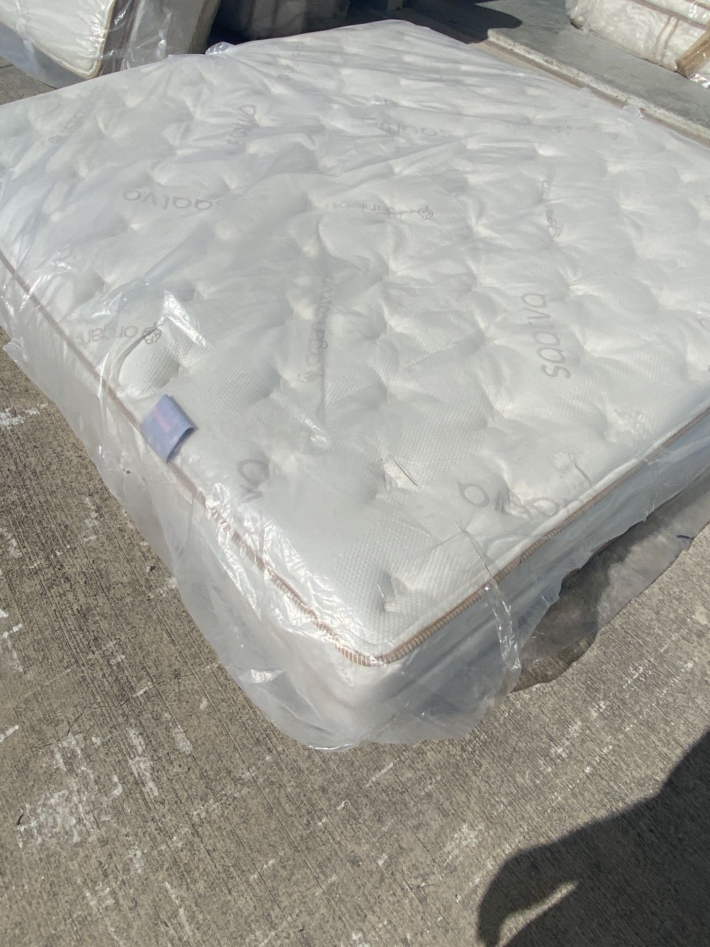 Overstock Display King Pillowtop Elite Firm for Sale in San Antonio, TX