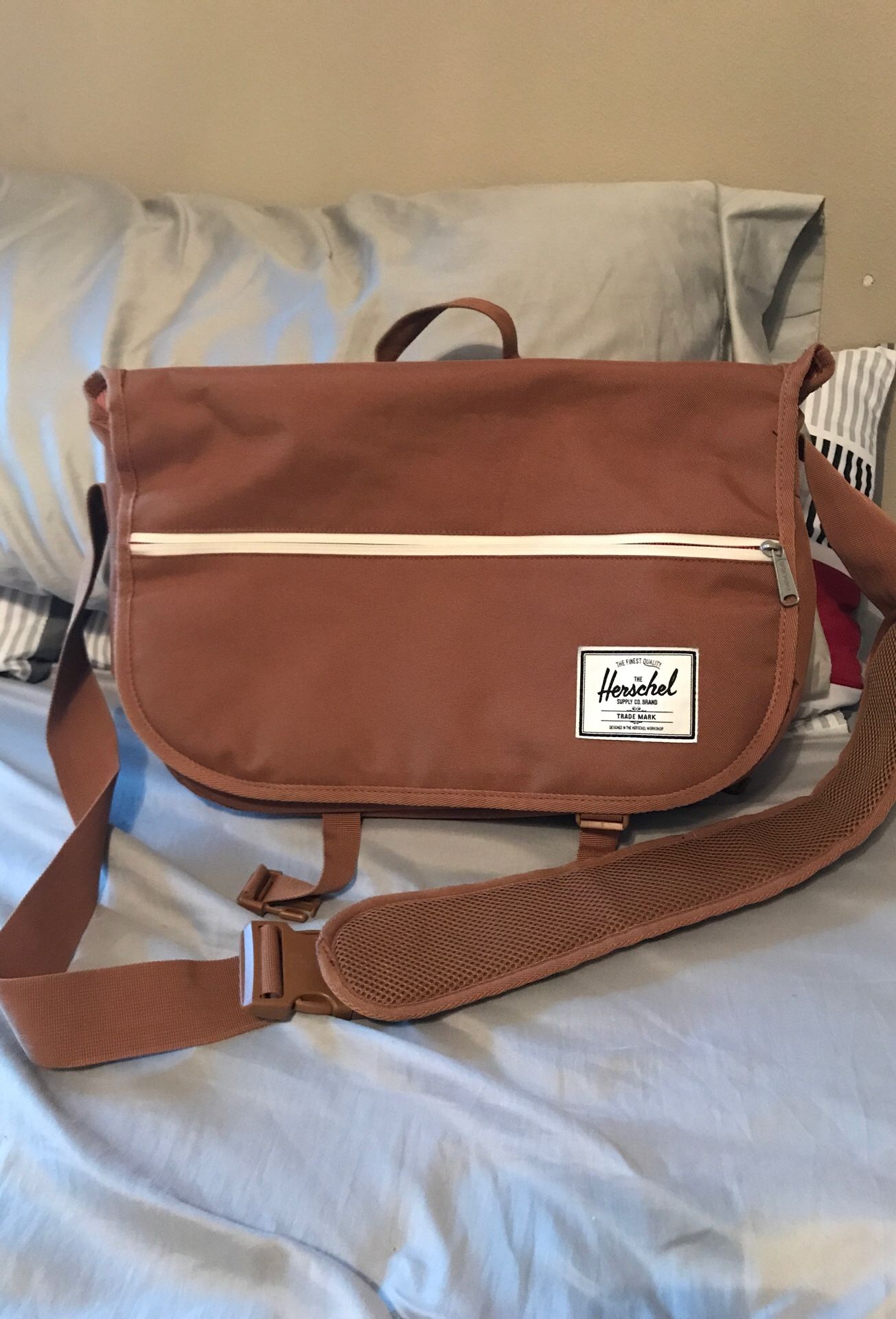 Lap top bag