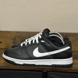 Dunk Low Black White Sz 8 🐼