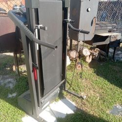 Treadmill for sale in good condition for $20