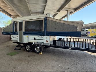 2009 Forest River Flagstaff MAC BR28TSC Toy Hauler PopUp camper
