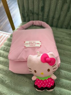 🎀 Laneige Pink Travel Makeup Bag + Hello Kitty Plush Keychain Bundle $20 OBO