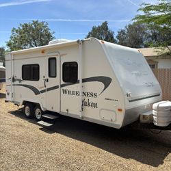 2005 Fleetwood wilderness travel trailer