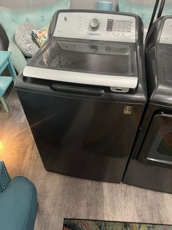Side-by-side washing machine