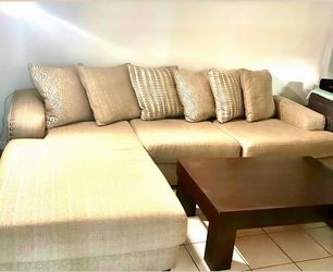 Rooms To Go Sofa