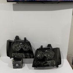 Chevy Tahoe 2007-2013 Headlights 