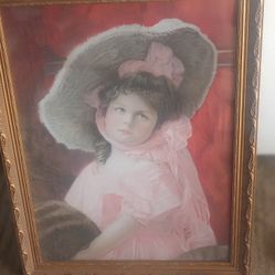 Rare Find Victorian Style Imege