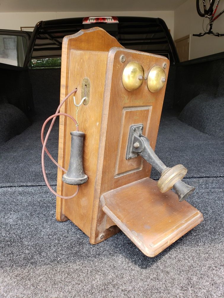 Antique Guild Superheterodyne Radio Receiver Phone 1950s for Sale in