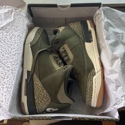 Air Jordan 3’s “Medium Olive” 6.5y/8 in women 