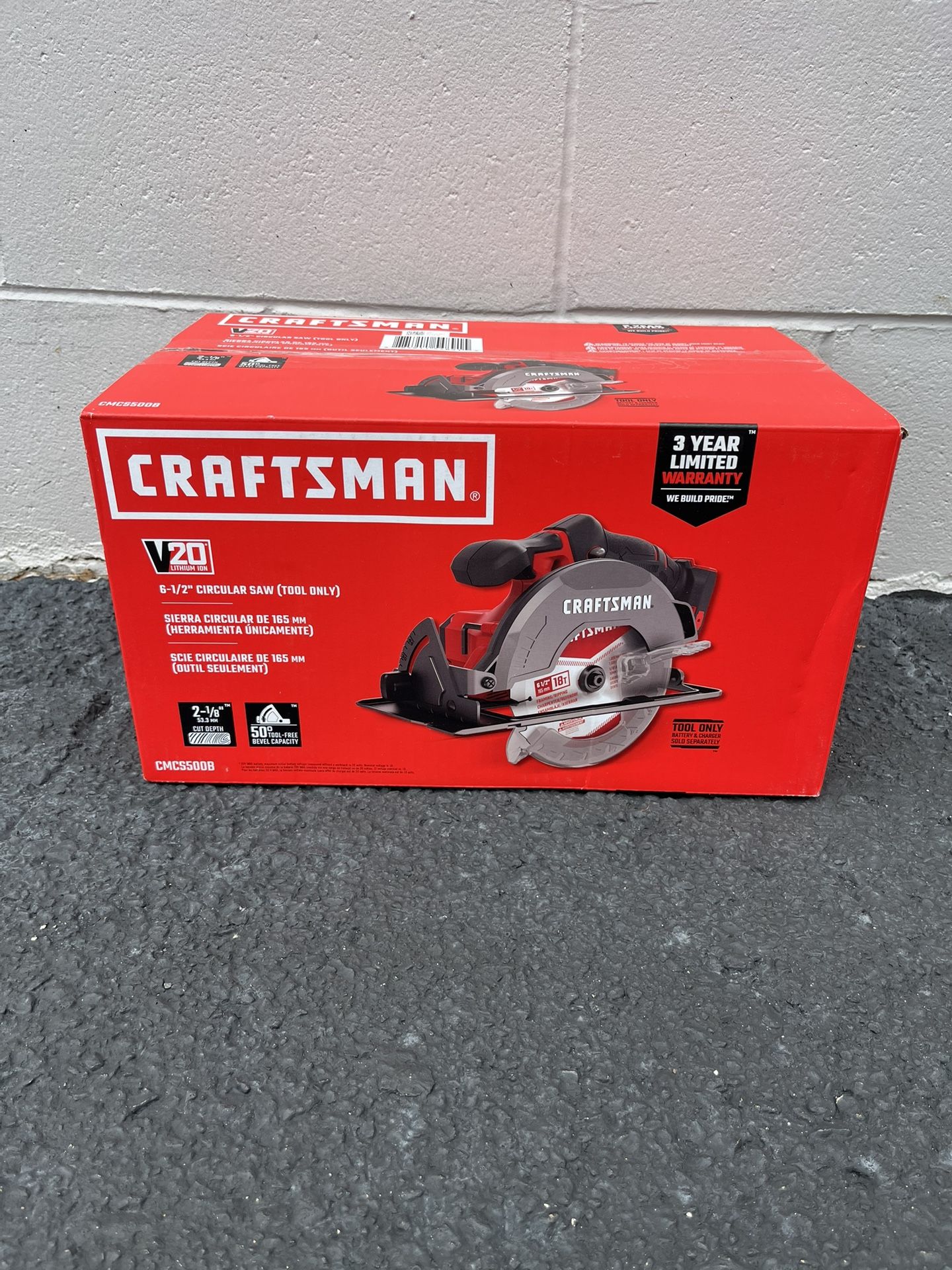 NEW Craftsman V20 6-1/2 in. Cordless Brushed Circular Saw (Tool Only)