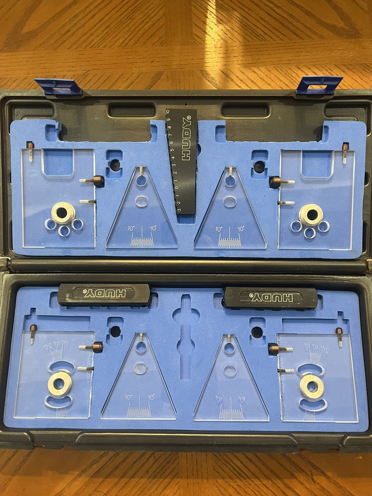 USA Team Hudy Setup Station F-1 Tools
