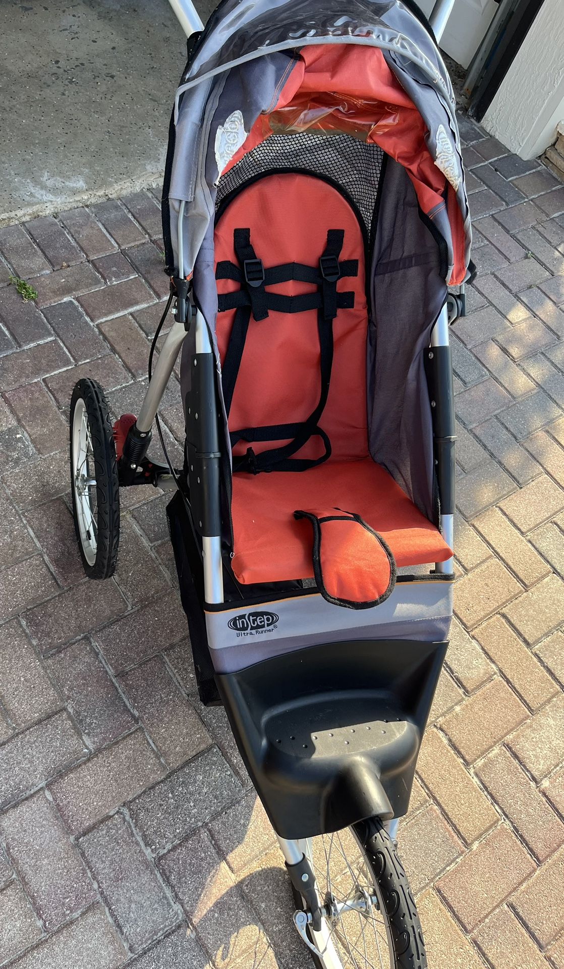 Instep Ultra Runner Jogging Stroller