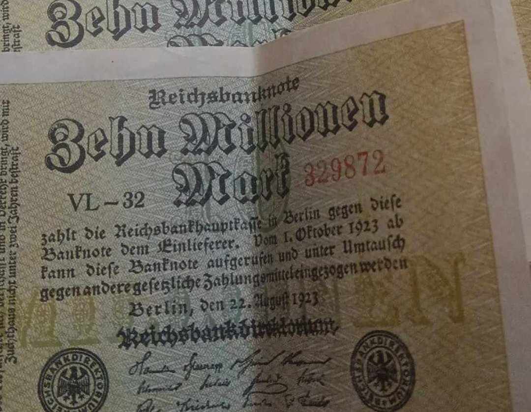 1923 10,000,000 German Mark