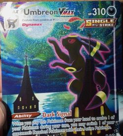 Evolving Skies Umbreon VMAX Alternate Art Secret Card 215/203
