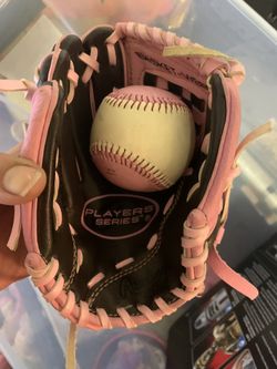 RAWLINGS LEFT handed baseball glove with baseball