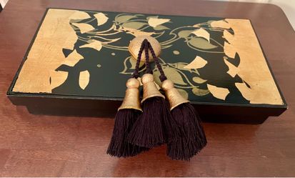 Black & Gold Tasseled Wooden Jewelry Trinket Box