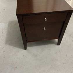 Nightstand/End Table