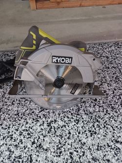 CIRCULAR SAW