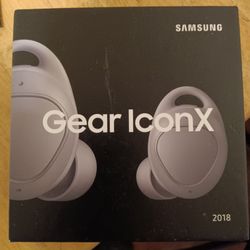 ear pods