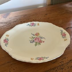 Teapot Plate. Porcelain Dinnerware 