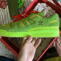 grinch forums low 10.5