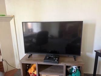 Insignia TV